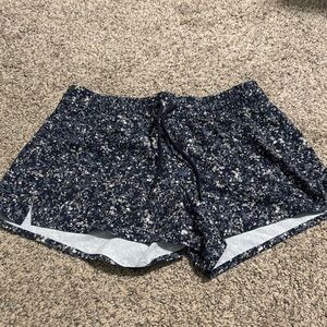 Athleta Shorts size 8